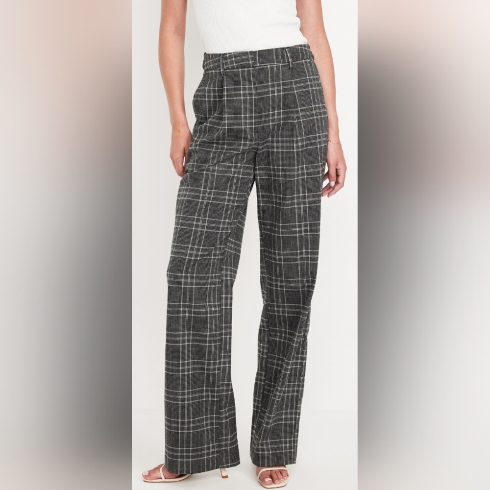 Old Navy - BNWT Taylor Trouser Pants - Small Petite - Grey Plaid